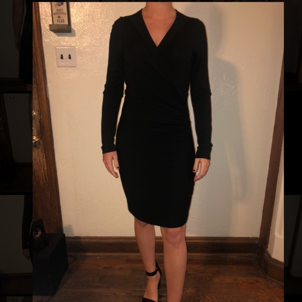 Lightweight black body con with ruching